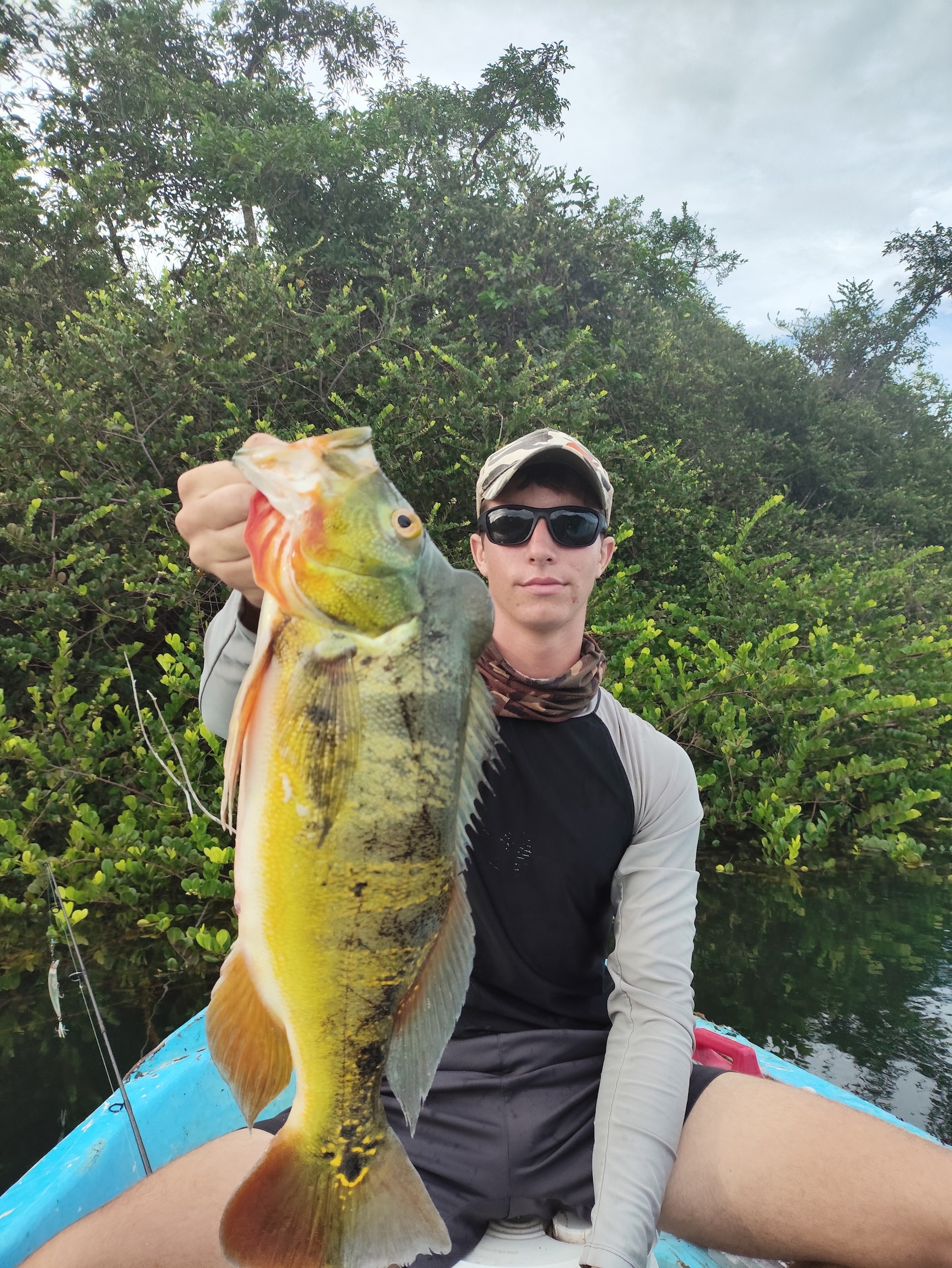 Tour de Pesca de Día Completo – 12 Horas en el Lago Gatún, Panamá
